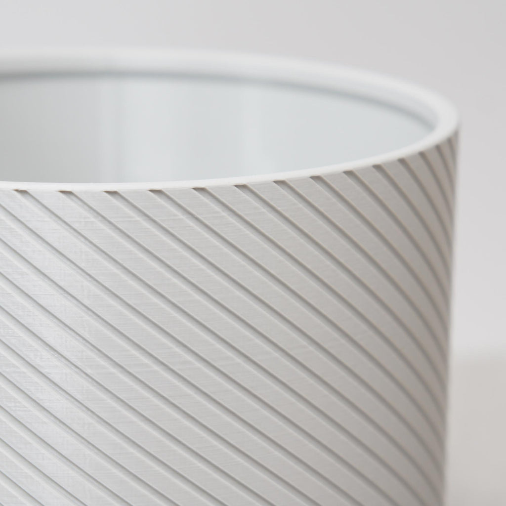 Industrial Style : Light Grey : Spiral Groove Plant Pot 18cm with Feet and Drip Tray