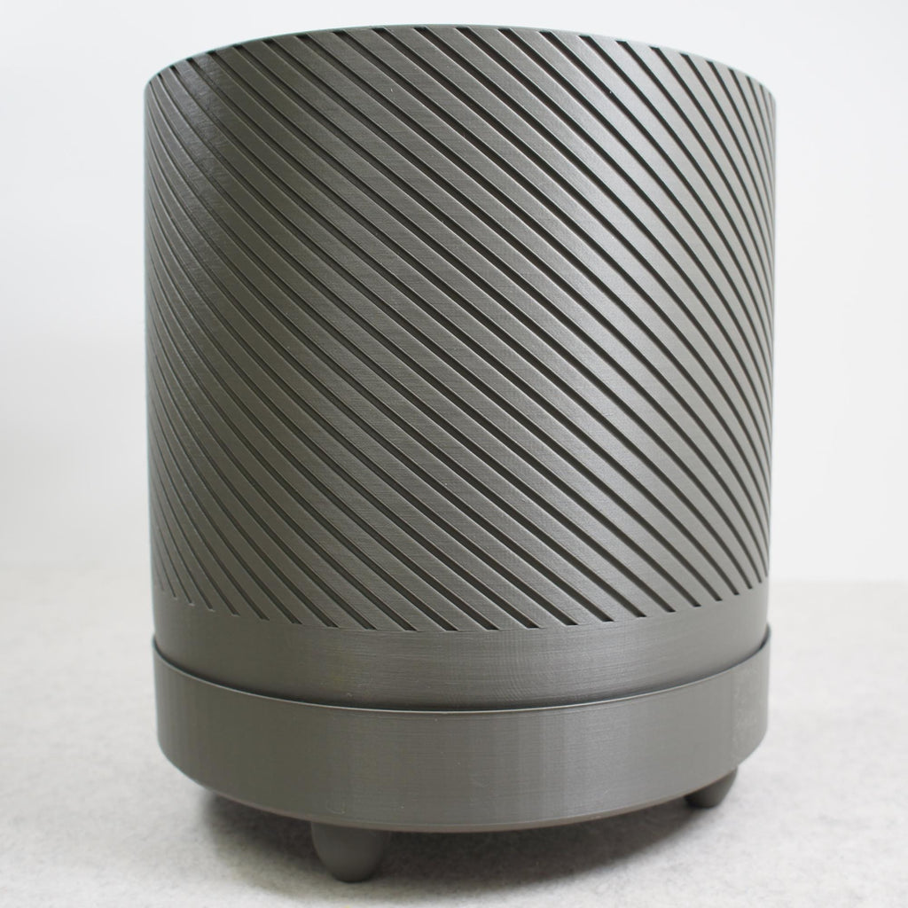 Spiral Groove Planter 18cm – Industrial Grey